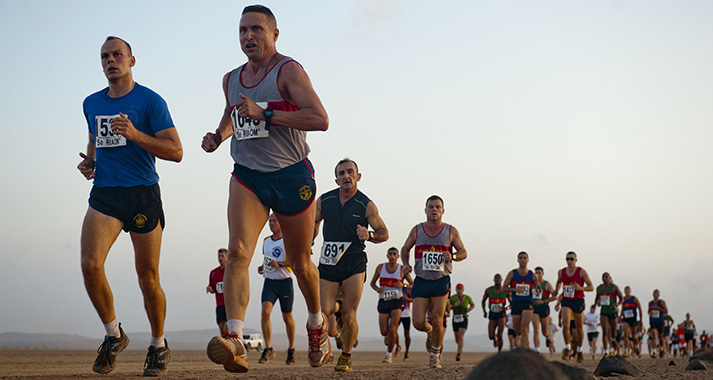 Ten en cuenta estos consejos para mejorar tu tiempo durante la carrera (Pixabay)